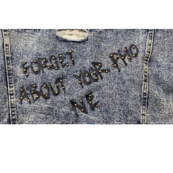 PQUCE One of a Kind Hand Painted Studded Acid Wash Denim Jacket Size M - Picture 7 of 9